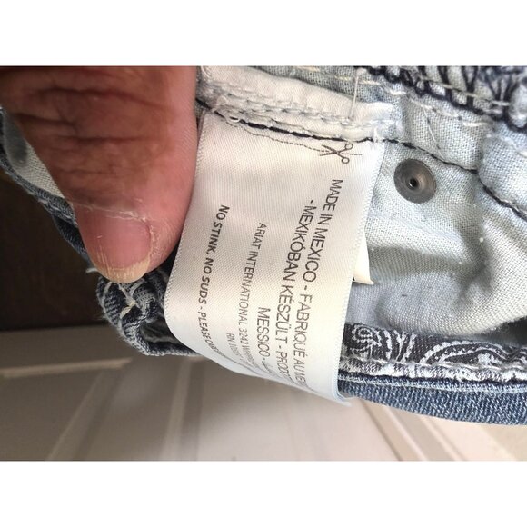 Ariat Women's Blue Denim Bootcut Jeans Size 32LWith Embroidered Back Pockets - Picture 10 of 10